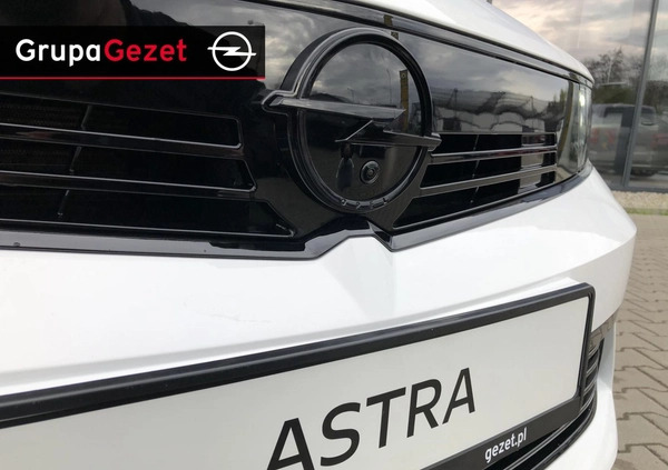 Opel Astra cena 201990 przebieg: 5, rok produkcji 2024 z Suchedniów małe 154
